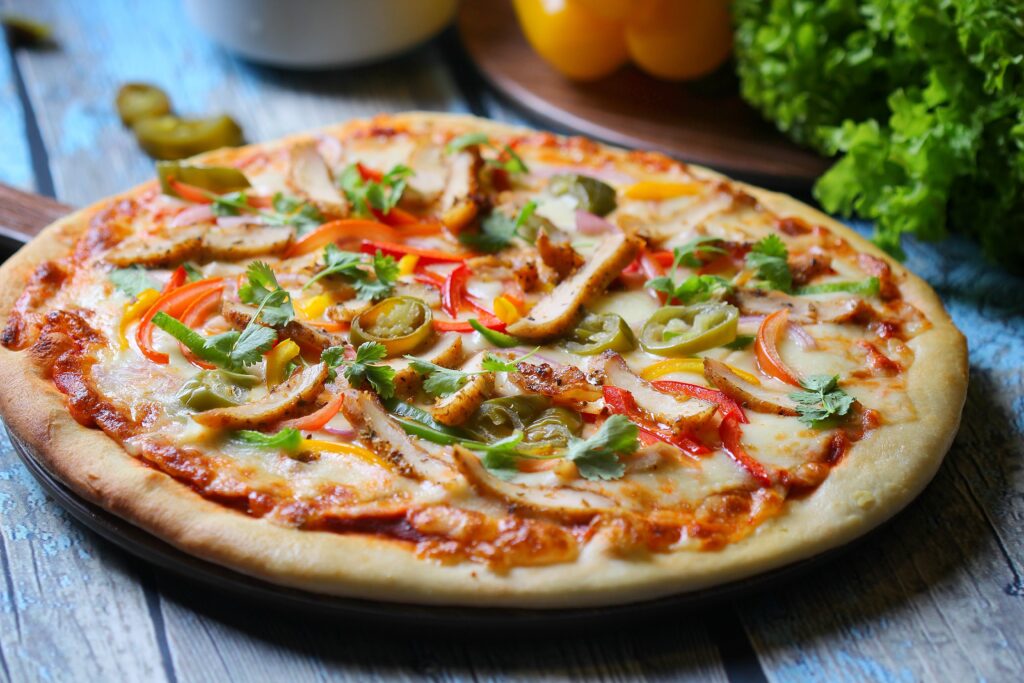 pexels shameel mukkath 3421394 5639547bbq chicken flatbread pizzas2